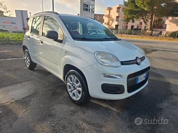 Fiat Panda 0.9 TwinAir Turbo Natural Power Lounge