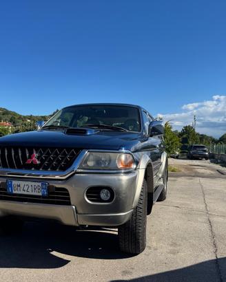 Mitsubishi Pajero Sport 3.0i V6 24V cat GLS Target