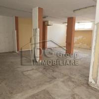 MAGAZZINO ARTIGIANALE/ COMMECIALE VIALE EUROPA