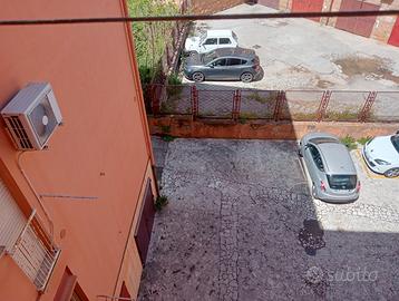 Box e posto auto vicino scuola Carabinieri e OVS