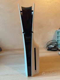 PS5 Slim con Lettore + Giochi + Stand Nacon