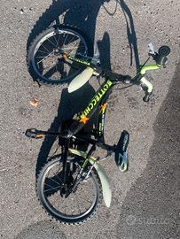 Bicicletta con rotelle