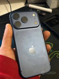 IPHONE 17 PRO 256 BLU COME NUOVO + FATTURA + COVER