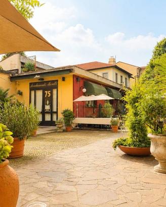 Casa indipendente di 1250 m² con più di 5 locali a