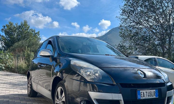 Renault Scenic 2010