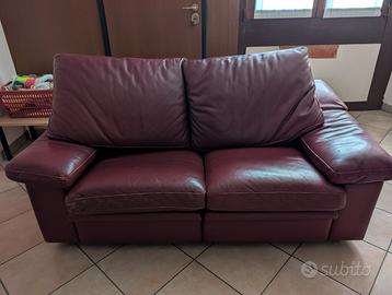 DIVANO 2 POSTI PELLE BORDEAUX
