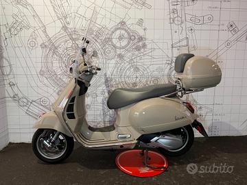 Vespa 310 GTS hpe