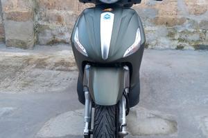 Beverly Piaggio S