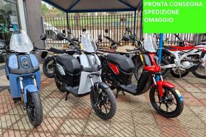 Fantic Motor Issimo 50 Scooter Elettrico GMoto Cos