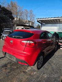 KIA RIO 3a Serie DEL 2012 PER RICAMBI