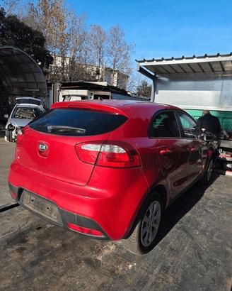 KIA RIO 3a Serie DEL 2012 PER RICAMBI