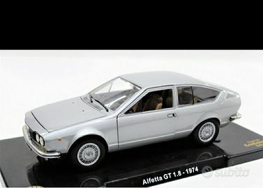 MODELLINO ALFETTA GTV - SCALA 1:24