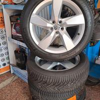 4 Ruote complete  T-Cross Volkswagen