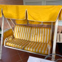 Dondolo da giardino
