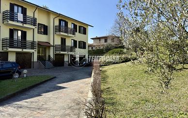 Ampio quadrilocale in zona tranquilla e immersa ne