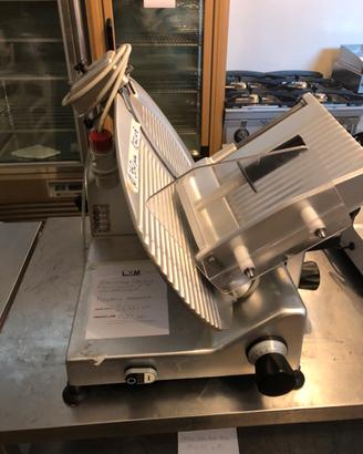 Affettatrice verticale diam 30 cm