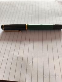 Penna stilografica a stantuffo pelikan