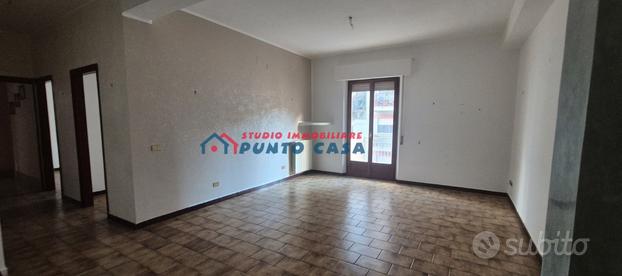 Via degli Iris - Appartamento al 2°p. s/a - 90mq