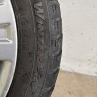 Cerchi in lega 195/50 R15 con pneumatici