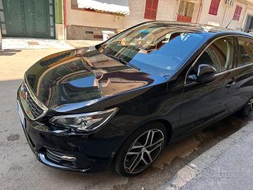 PEUGEOT 308 2 serie 308 BlueHDi 130 S&S Allure