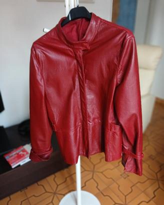 giacca da donna in pelle  rossa  usata 