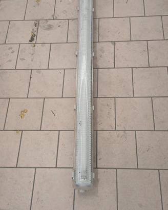 illuminazione per officina 