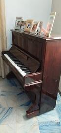 Pianoforte mai usato,solo per arredo