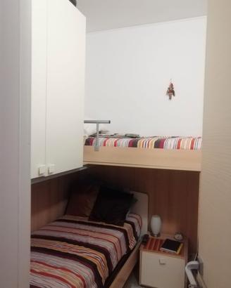 cameretta con due letti 
