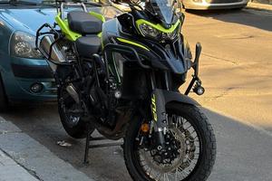 BENELLI TRK 702 X