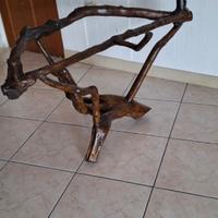 Tavolo in legno di Ulivo