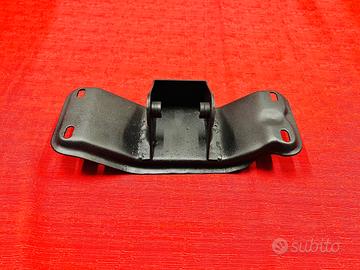 Piastra Supporto Marmitta per Alfa Romeo Giulia GT