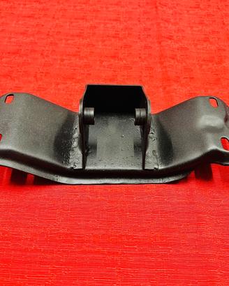 Piastra Supporto Marmitta per Alfa Romeo Giulia GT