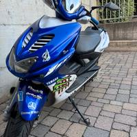 Scooter Yamaha