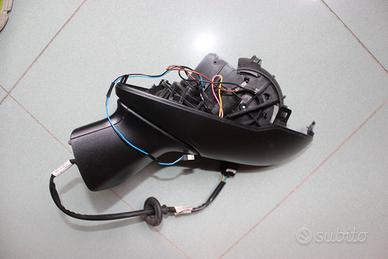 Opel Astra K -specchietto_calotta_copri batteria