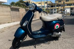 Piaggio Vespa LX 125