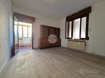 3 LOCALI A BORGO VIRGILIO