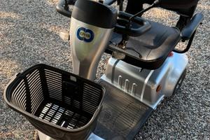 Scooter elettrico per anziani e disabili