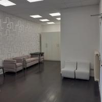 Ufficio con magazzino a 650 a Silea