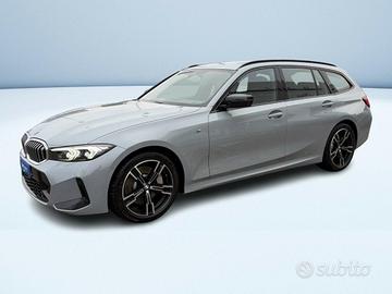 BMW Serie 3 330d Touring mhev 48V Msport xdrive au