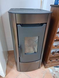 Termostufa a pellet Sabry La Nordica Extraflame