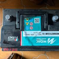 Batteria auto 62Ah come nuova
