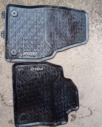 2 tappetini in gomma originali per Volkswagen polo