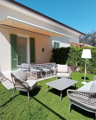 Villa di 120 m² con più di 5 locali a Pietrasanta