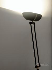 Lampada piantana alogena dimmerabile