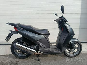 Aprilia SportCity 200 
