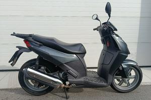 Aprilia SportCity 200 