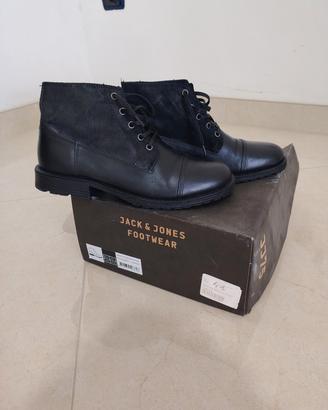 Scarpe nuove 