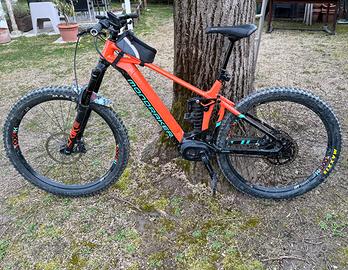 Mondraker level r