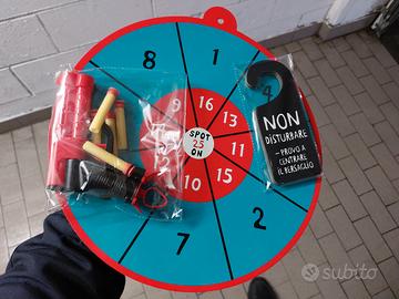 Tira al bersaglio toilette - bathroom darts
