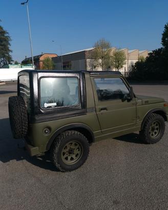Suzuki Sj410